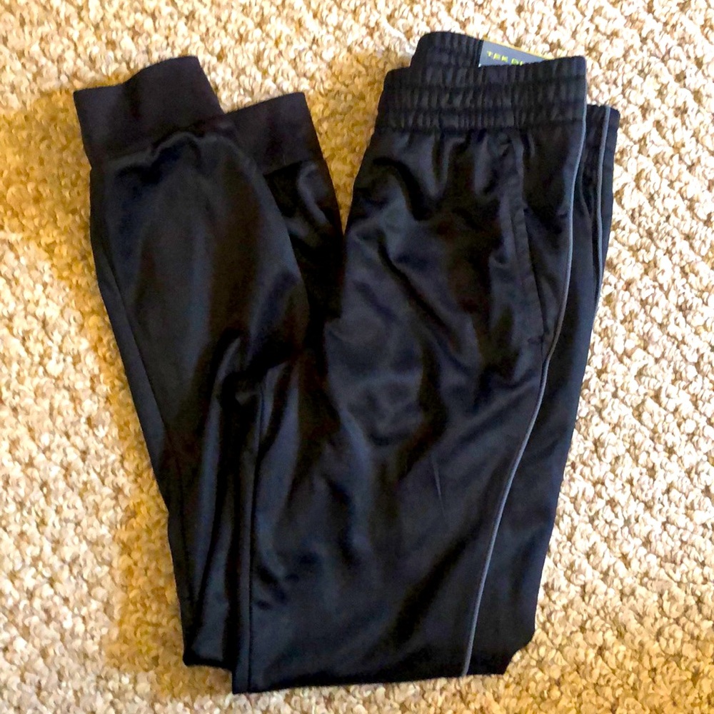 Boys Tech Gear medium  10/12 tapered pants